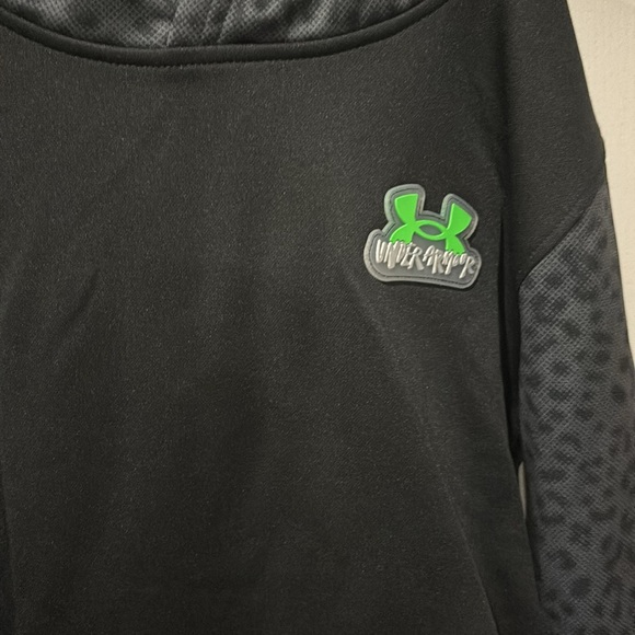 Under armour boys hoodie - Picture 2 of 4